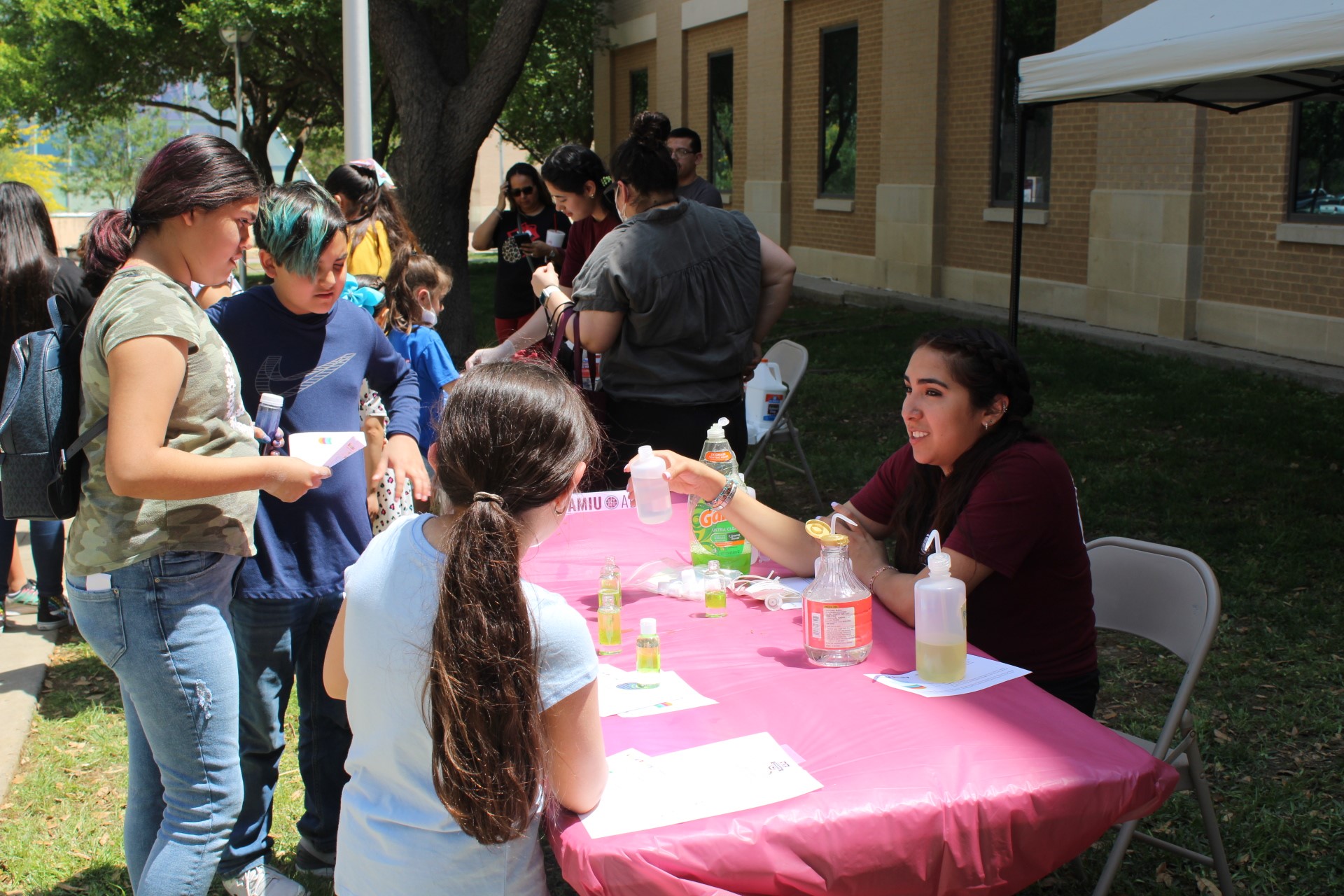 Krysta's demo at Discover TAMIU 22