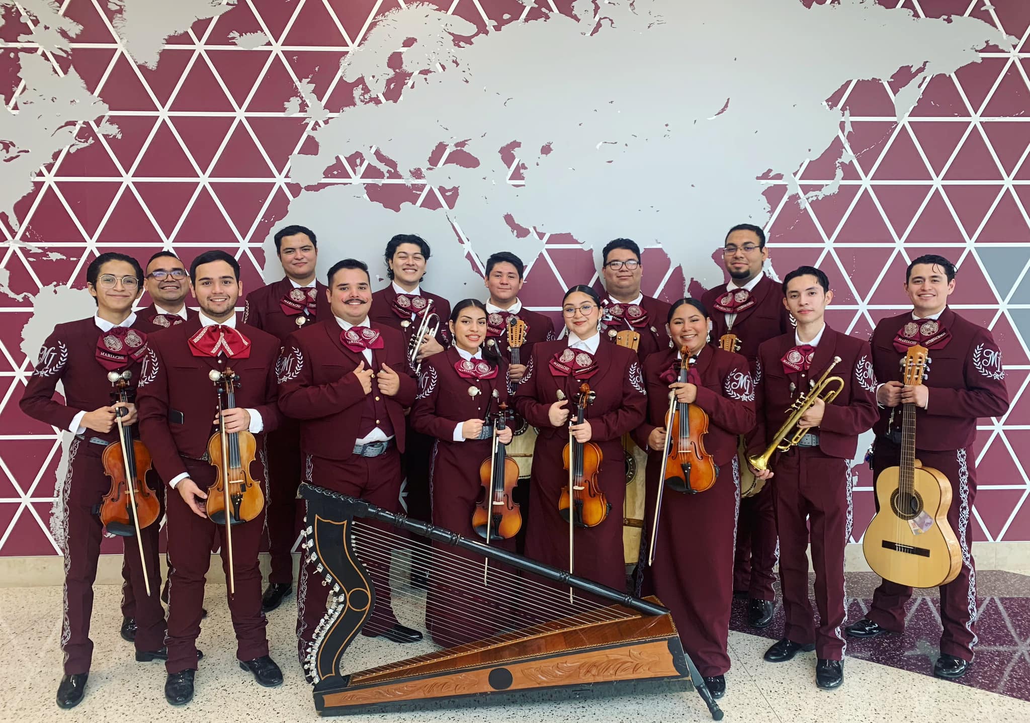 Mariachi TAMIU 01