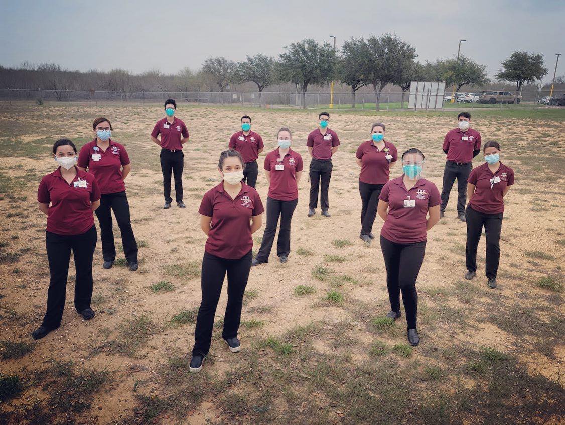 TAMIU student nurses volunteer