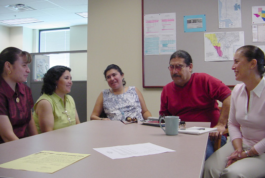 Social work students discuss plans for colonia development 