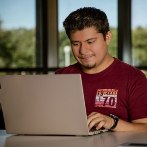 Student uses laptop