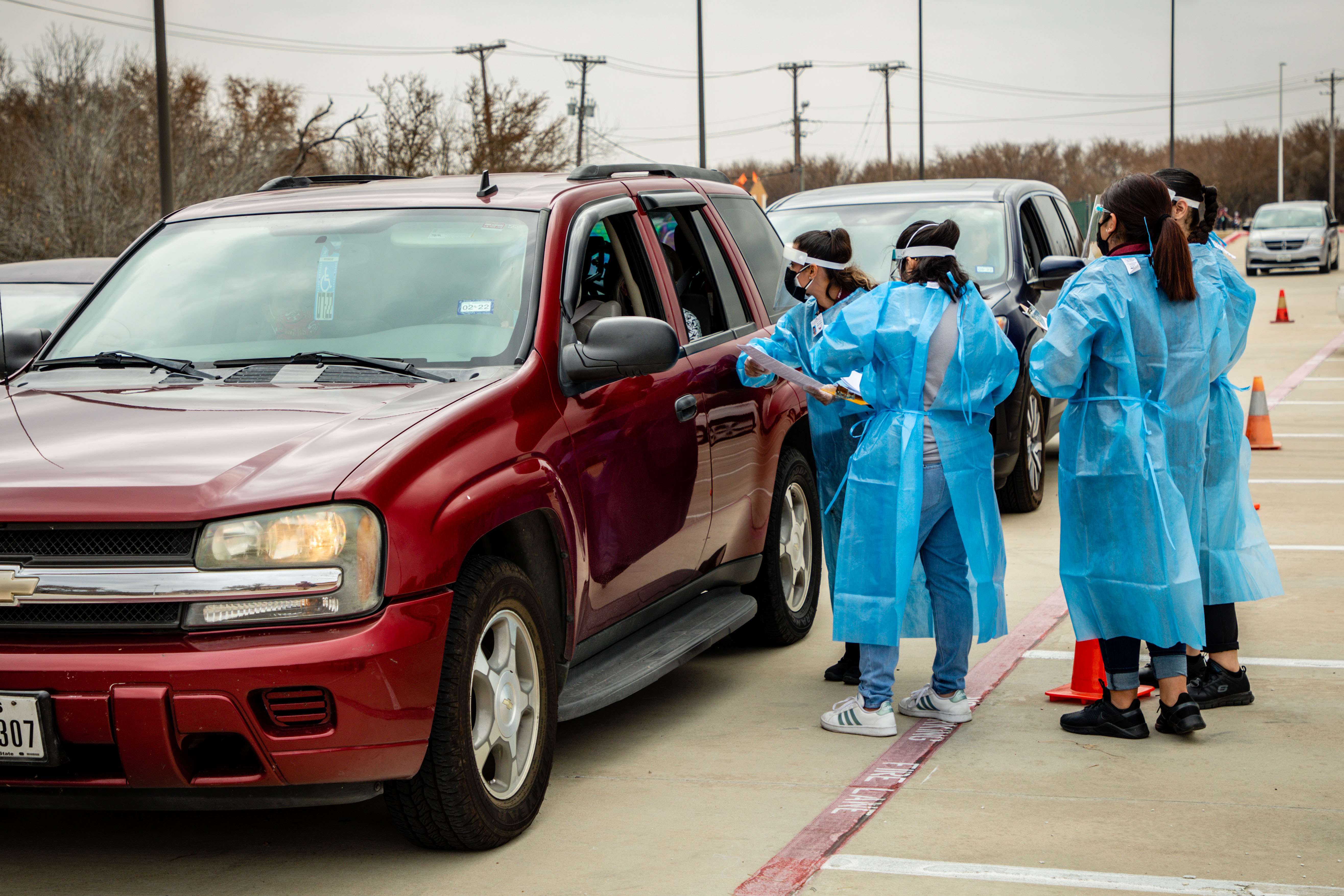 Nursing students, vaccine delivery.