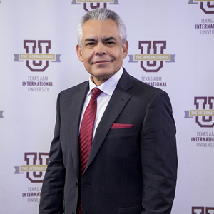 TAMIU Dean of the A. R. Sanchez, Jr. School of Business, Dr. Luis A. Pérez-Batres