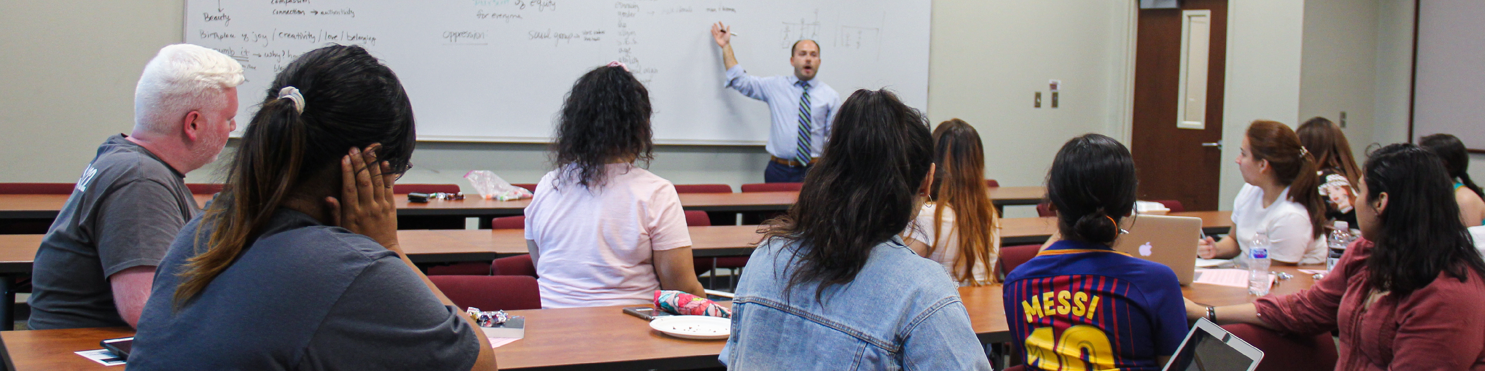 Leadership TAMIU students 